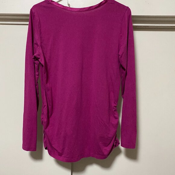 Motherhood Maternity tunic w/satin-like trim & ruched sides, size L - Picture 9 of 10